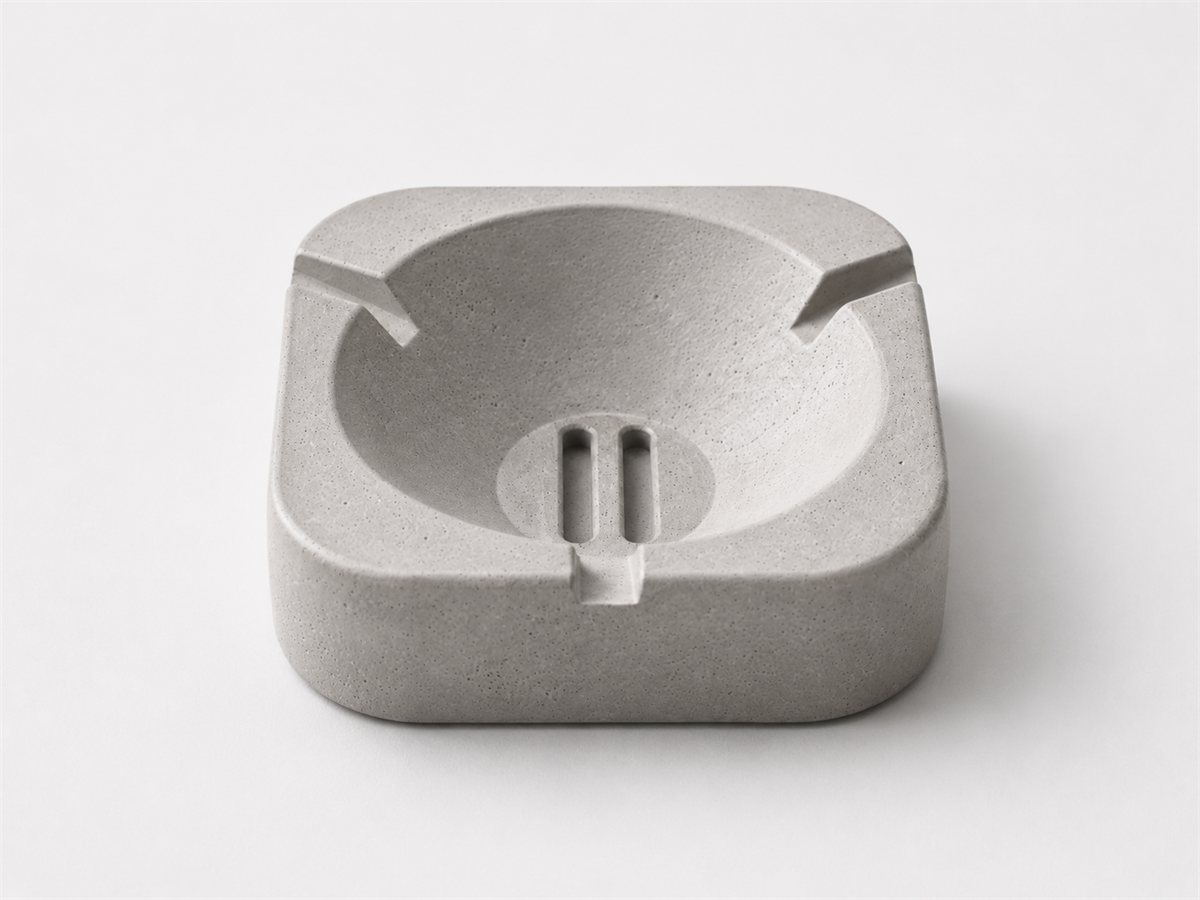 Concrete Ashtray 01 — Hand-cast concrete